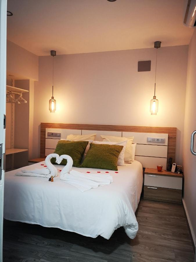 Eres Emerita "Apartamentos & Suites" Mérida Zewnętrze zdjęcie