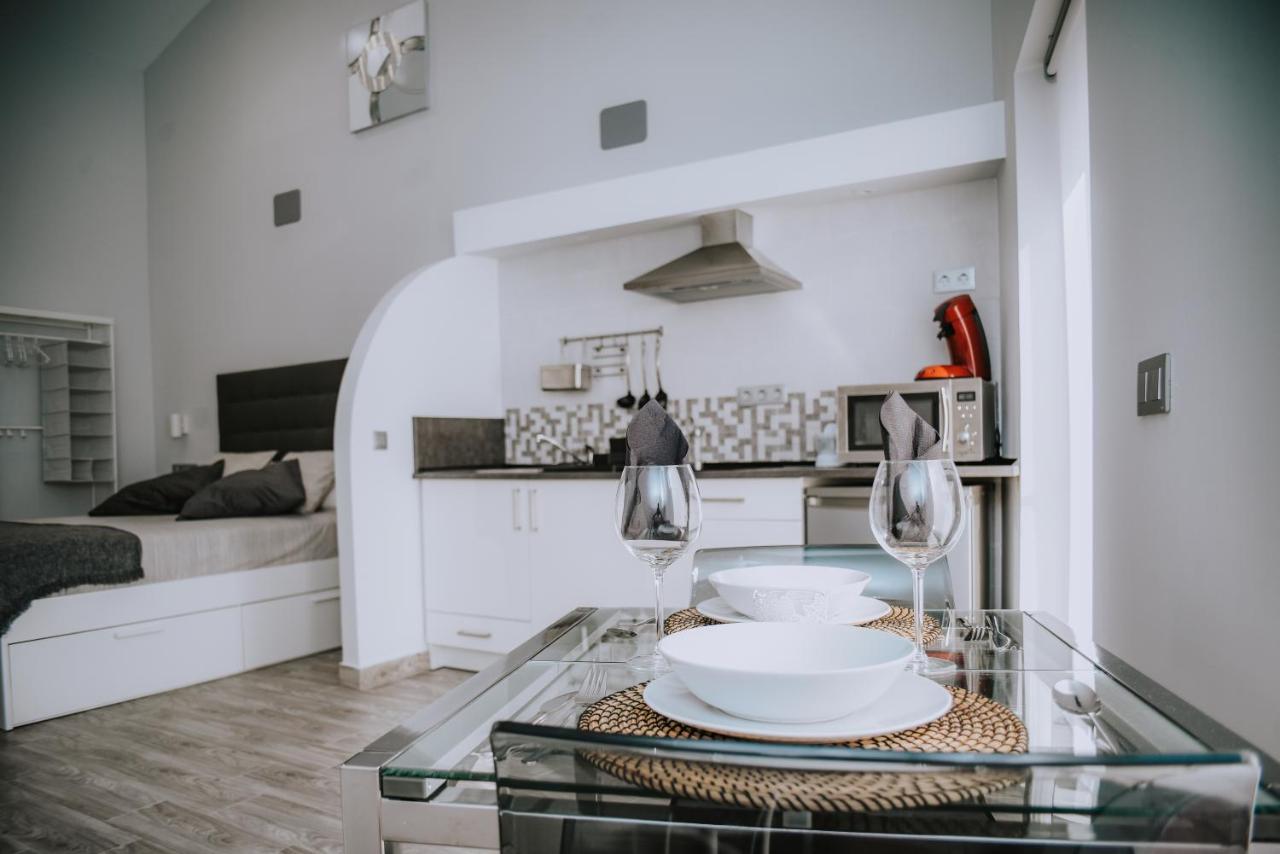 Eres Emerita "Apartamentos & Suites" Mérida Zewnętrze zdjęcie