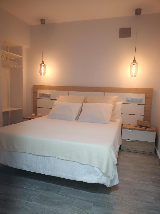 Eres Emerita "Apartamentos & Suites" Mérida Zewnętrze zdjęcie