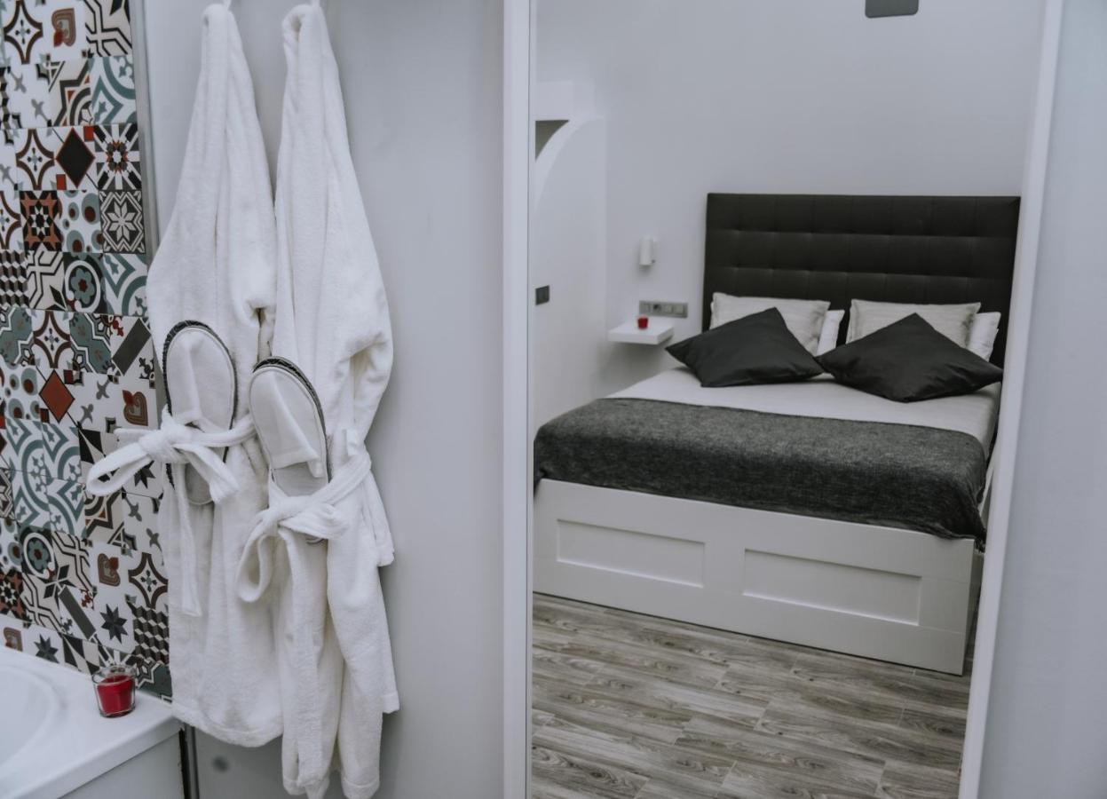 Eres Emerita "Apartamentos & Suites" Mérida Zewnętrze zdjęcie